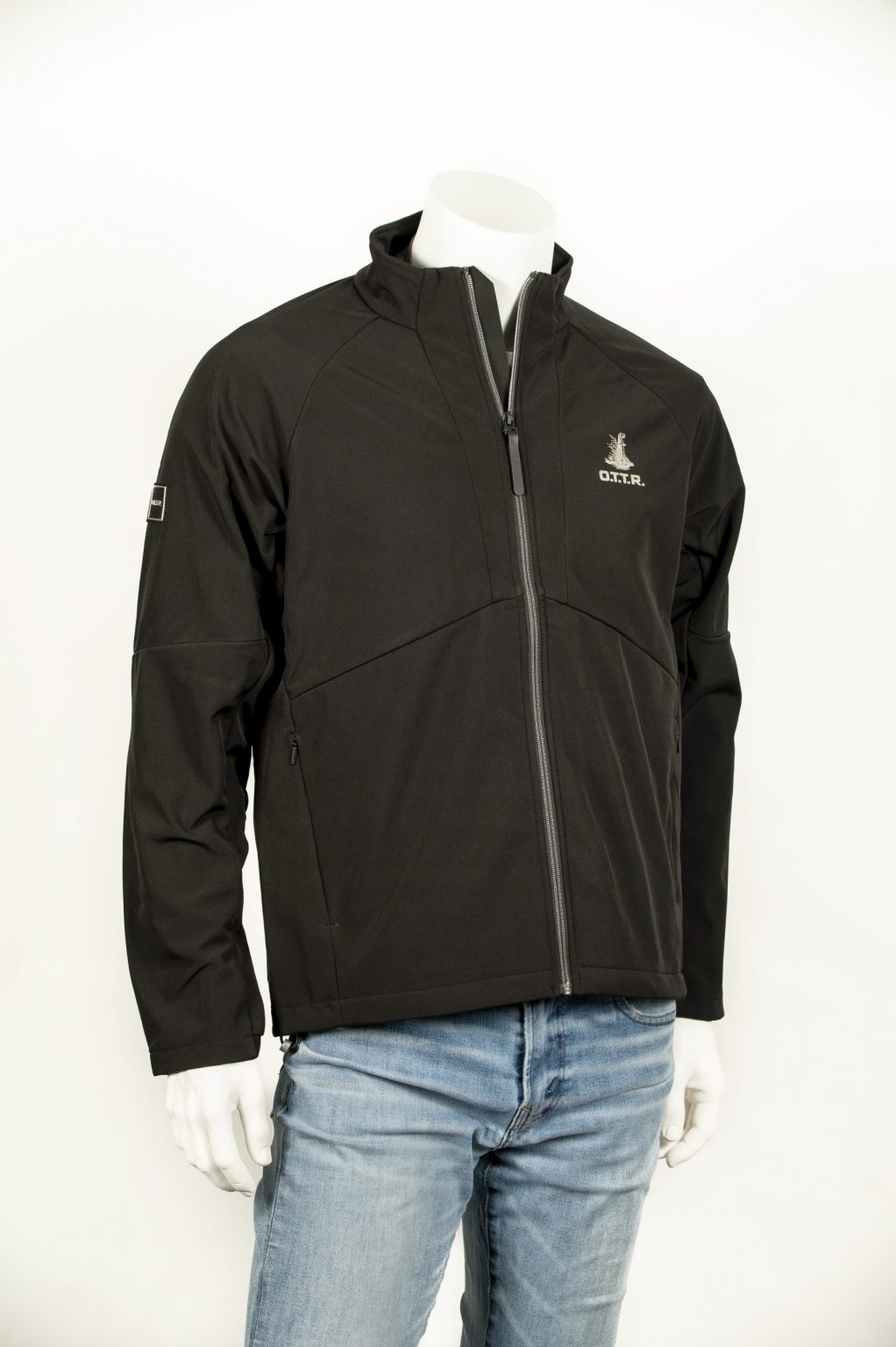 The Flagstaff (M) Black